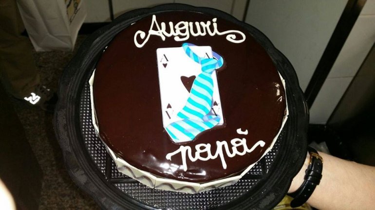 Festeggia con una torta 38