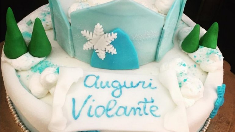 Festeggia con una torta 66